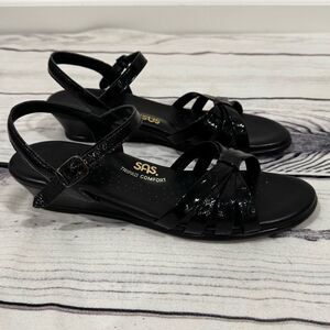 SAS Strippy Low Wedge Black Sandals Women's 9.5 M Tripad Leather Comfort Strappy